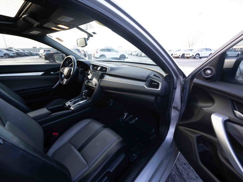 Used 2017 Honda Civic EX-L image 24