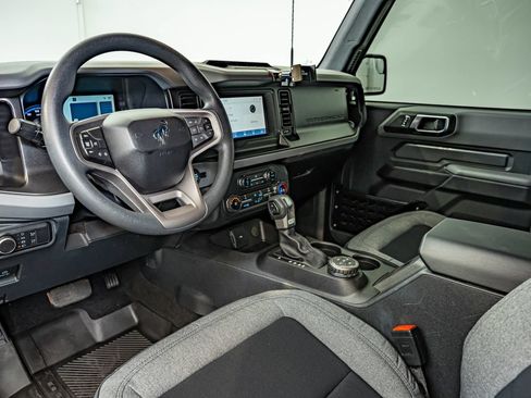 Used 2022 Ford Bronco 2-Door w/ Sasquatch Package AWD/4WD image 34