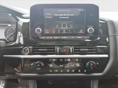 Used 2024 Nissan Pathfinder SV AWD/4WD image 27