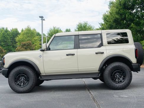 New 2026 Ford Bronco Outer Banks w/ Sasquatch Package AWD/4WD image 10
