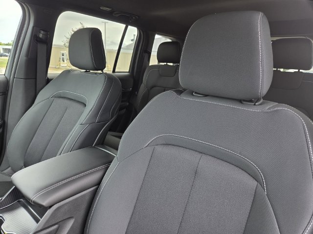 New 2026 Jeep Grand Cherokee Laredo X RWD image 25