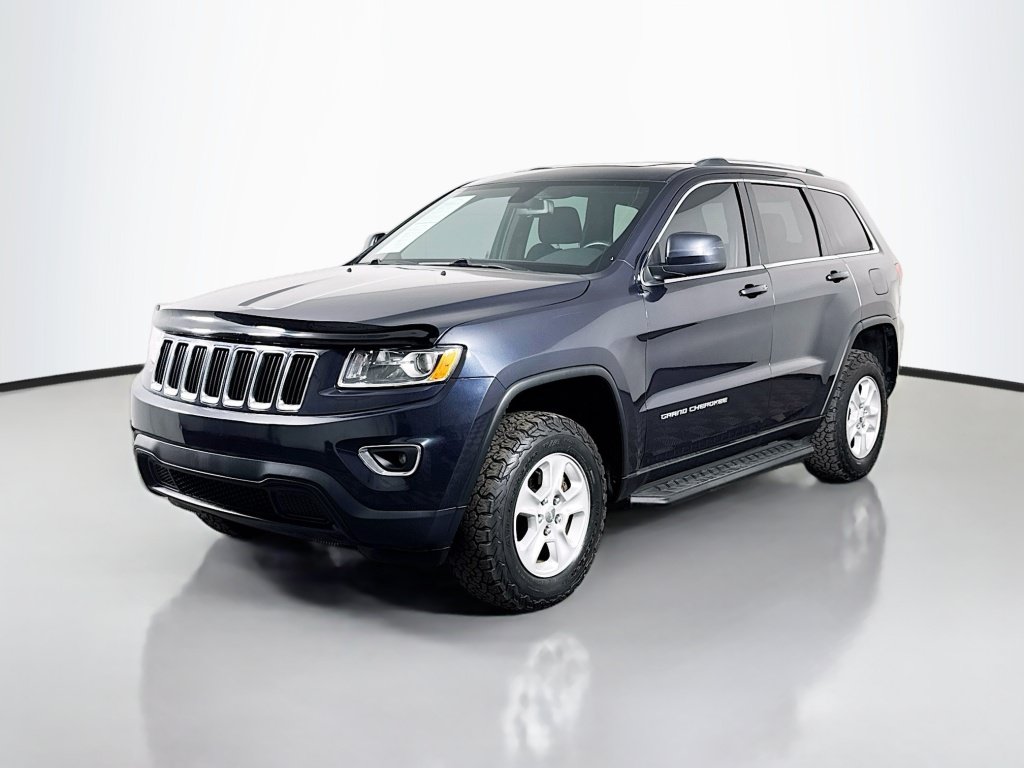 Used 2015 Jeep Grand Cherokee Laredo w/ Quick Order Package 23E AWD/4WD image 1