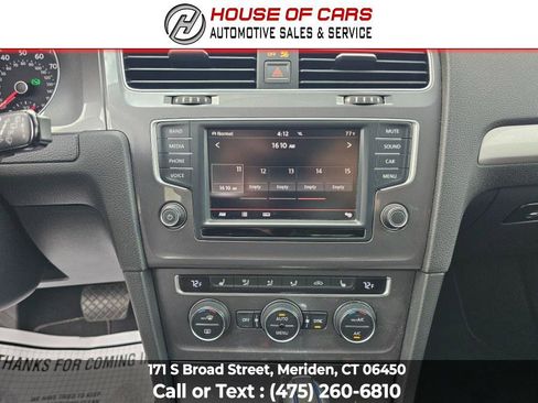 Used 2016 Volkswagen e-Golf SE image 25