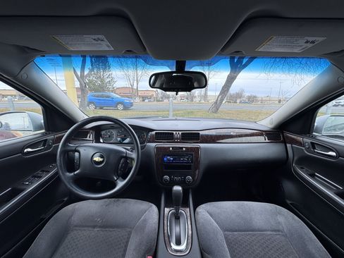 Used 2016 Chevrolet Impala LT image 29