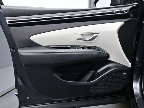 Certified 2024 Hyundai Tucson Limited AWD/4WD image 9