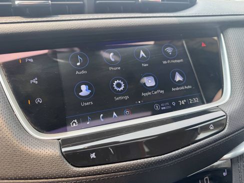 Used 2024 Cadillac XT5 Sportv w/ Technology Package AWD/4WD image 12