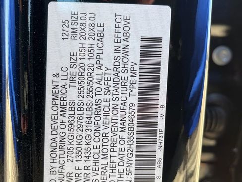 Certified 2025 Honda Pilot Sport image 10