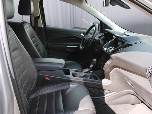 Used 2017 Ford Escape Titanium image 11