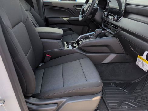 New 2026 Chevrolet Colorado Trail Boss AWD/4WD image 38