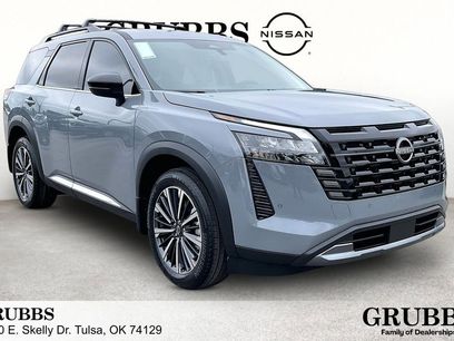 New 2026 Nissan Pathfinder Platinum w/ Cargo Package