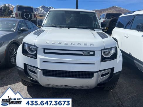 Used 2023 Land Rover Defender 110 S image 2