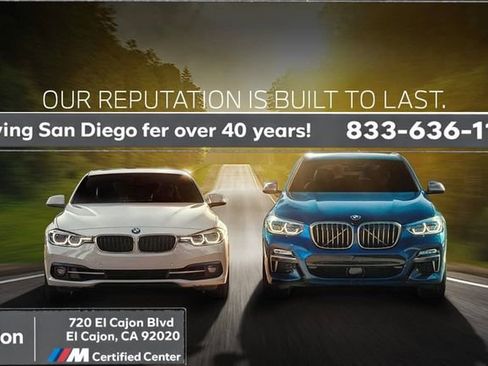 Used 2022 BMW iX xDrive50 w/ Premium Package image 18