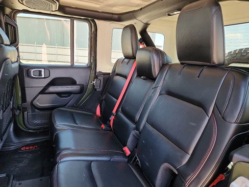 Used 2020 Jeep Wrangler Unlimited Rubicon w/ Quick Order Package 28Y Recon AWD/4WD image 10