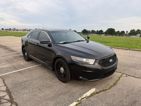Used 2016 Ford Taurus Police Interceptor FWD image 2