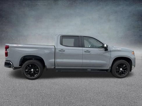 Used 2024 Chevrolet Silverado 1500 LT AWD/4WD image 5