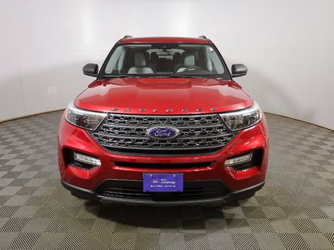 Certified 2021 Ford Explorer XLT w/ Equipment Group 202A AWD/4WD image 3