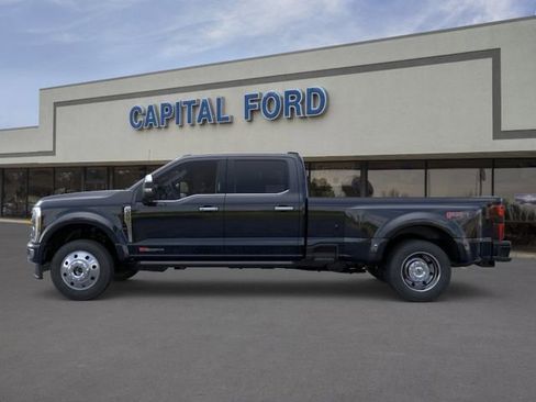 New 2026 Ford F450 Platinum image 3