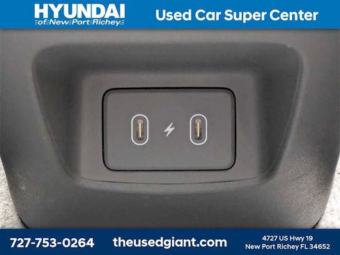 Used 2024 Hyundai Elantra SEL image 14