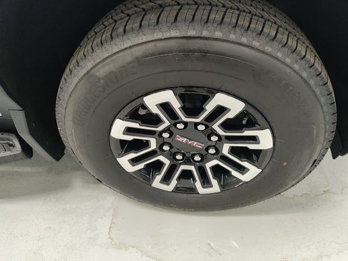 New 2026 GMC Sierra EV Elevation image 4