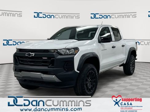 New 2026 Chevrolet Colorado Trail Boss AWD/4WD image 1