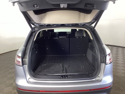 Used 2022 Lincoln Nautilus Reserve image 12