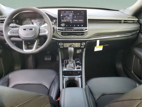 New 2026 Jeep Compass Latitude AWD/4WD image 9