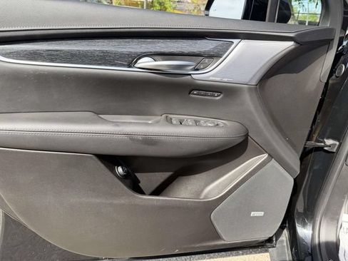 Certified 2023 Cadillac XT5 Premium Luxury AWD/4WD image 36