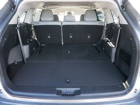 Certified 2026 Toyota Highlander XLE image 18