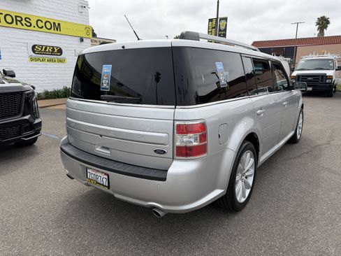 Used 2014 Ford Flex SEL w/ Equipment Group 202A FWD image 3