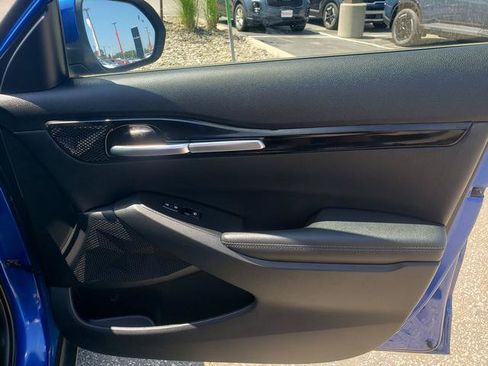 Used 2024 Kia Seltos S AWD/4WD image 19