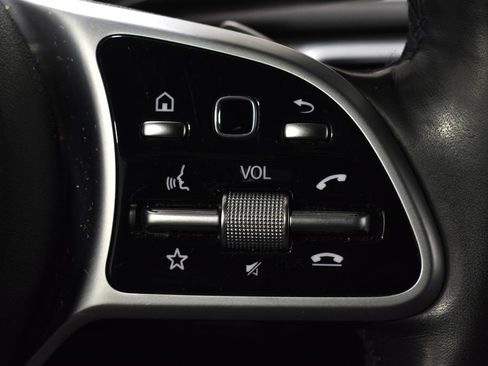 Used 2020 Mercedes-Benz GLE 350 4MATIC image 18