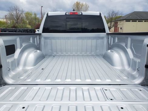 New 2026 RAM 1500 Laramie AWD/4WD image 10