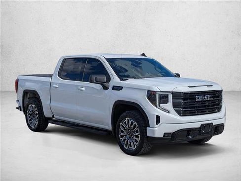 Certified 2022 GMC Sierra 1500 Elevation w/ LPO, Elevation Black Package AWD/4WD image 3