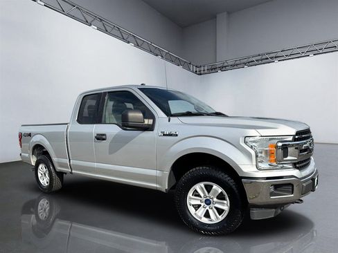 Used 2018 Ford F150 XLT AWD/4WD image 24