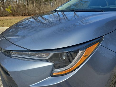 Used 2025 Toyota Corolla LE image 28