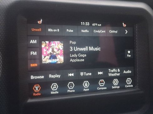 Used 2020 Jeep Wrangler Sport image 16