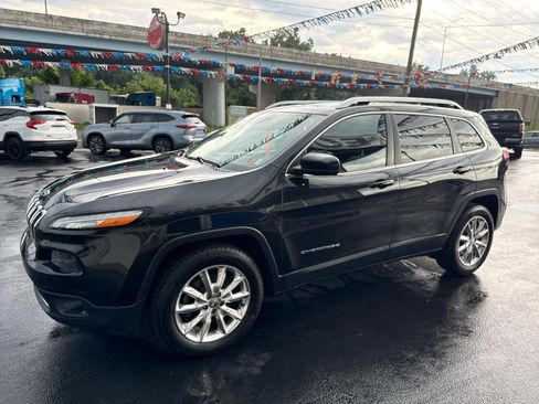 Used 2015 Jeep Cherokee Limited AWD/4WD image 8