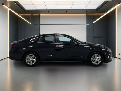 Certified 2023 Hyundai Sonata SE FWD image 8