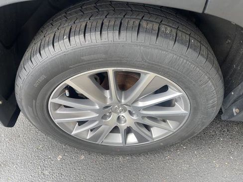 Used 2015 Toyota Highlander XLE AWD/4WD image 8