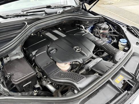 Used 2017 Mercedes-Benz GLS 450 4MATIC w/ Premium Package image 18