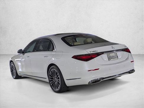 New 2026 Mercedes-Benz S 580e 4MATIC Sedan image 9