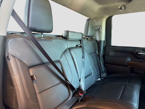 Used 2022 Chevrolet Silverado 2500 LTZ AWD/4WD image 25