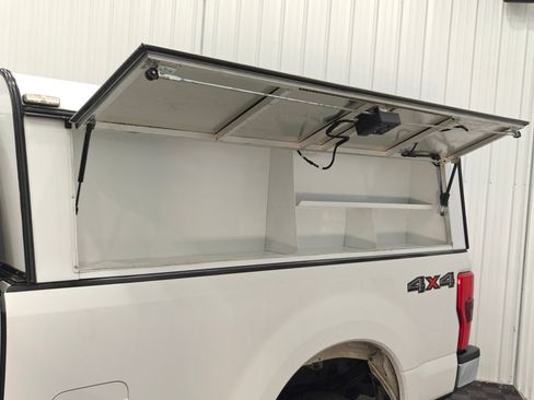 Used 2019 Ford F250 XL w/ Power Equipment Group AWD/4WD image 22