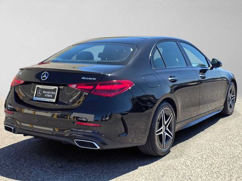 Used 2025 Mercedes-Benz C 300 4MATIC Sedan image 4
