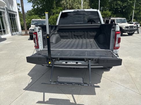 Used 2023 Ford F150 Raptor w/ Raptor Carbon Fiber Package image 33