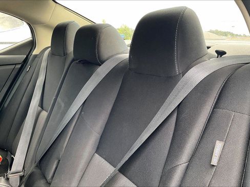 Used 2021 Nissan Sentra SV FWD image 5
