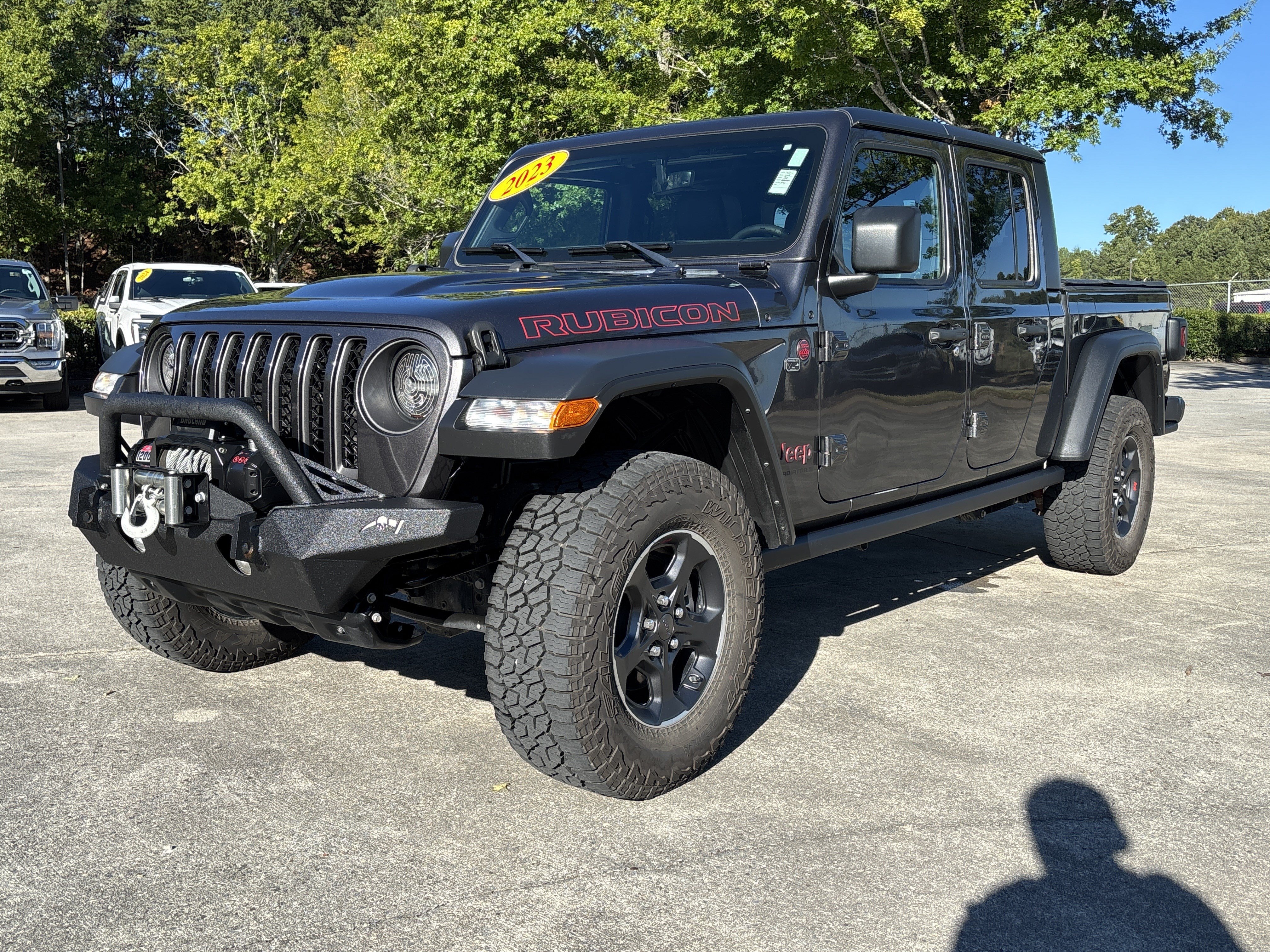 Used 2023 Jeep Gladiator Rubicon w/ Cold Weather Group AWD/4WD image 3