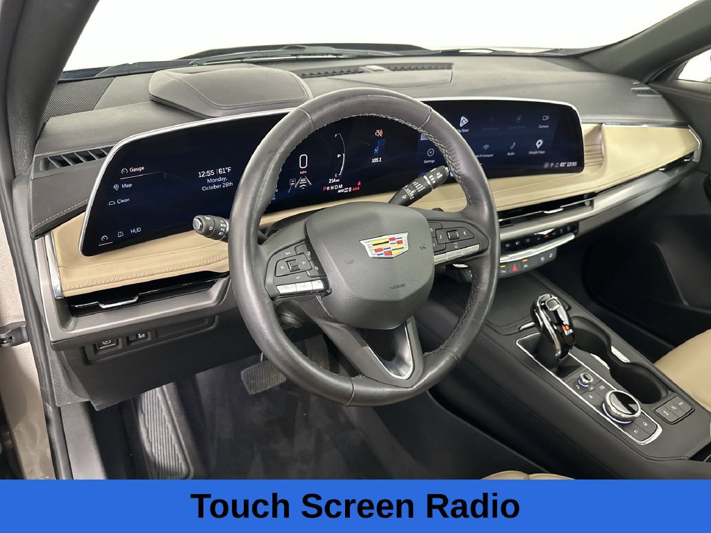 Used 2024 Cadillac XT4 Premium Luxury w/ Active Safety Package AWD/4WD image 13