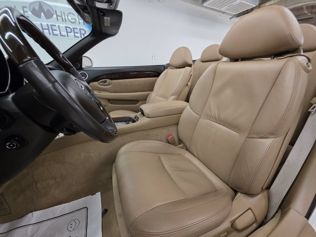 Used 2006 Lexus SC 430 Convertible RWD image 33