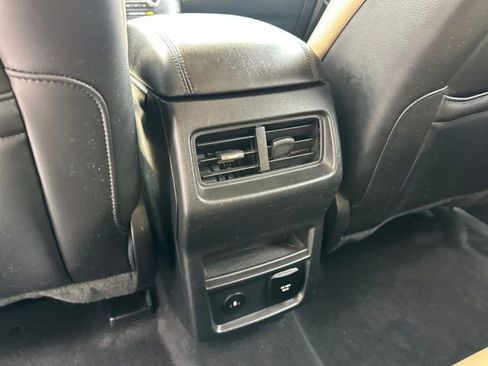 Used 2022 Ford Edge SEL w/ Convenience Package image 14